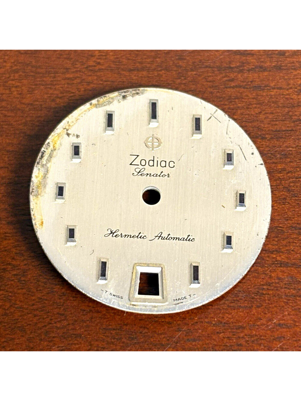 Zodiac Senator Hermetic Automatic Vintage Watch Dial Silver Date 6 O'clock 27mm